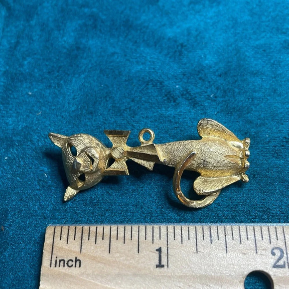 Vintage Retro Gold Tone Kitty Cat Brooch - Picture 5 of 5